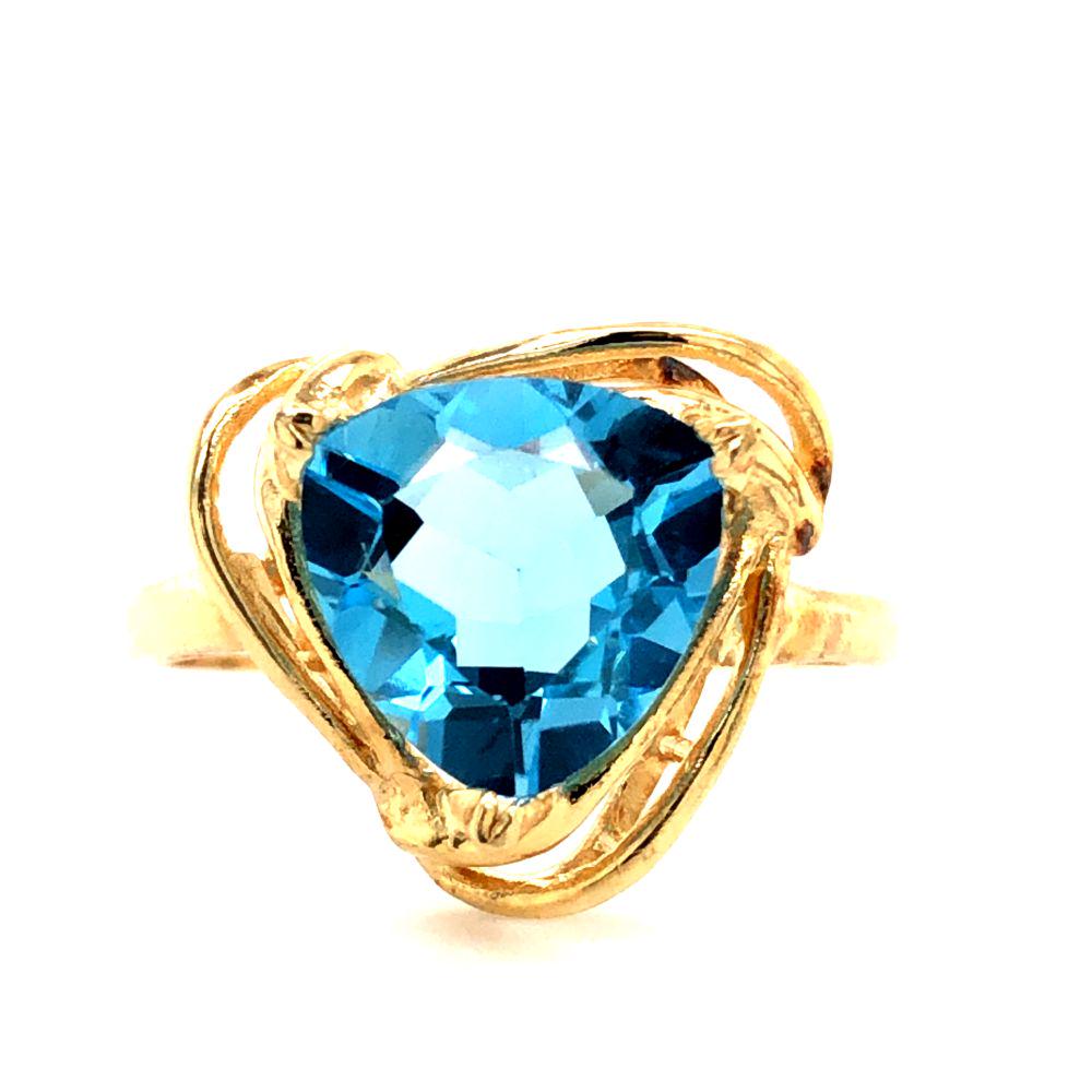 Trilliant-Cut Blue Topaz Ring 14K (1 of 5)