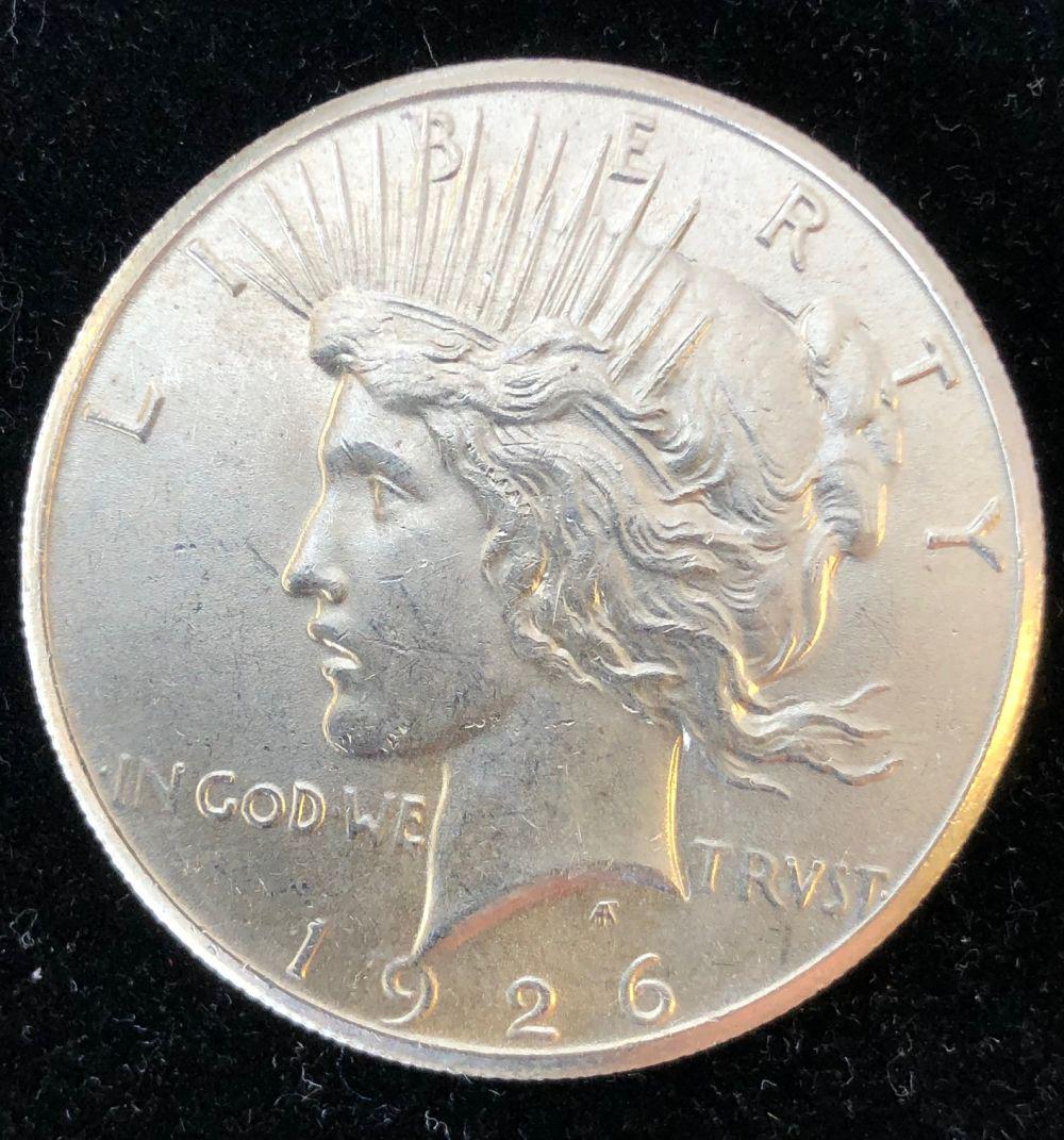 1926 Silver Peace Dollar BU (1 of 2)