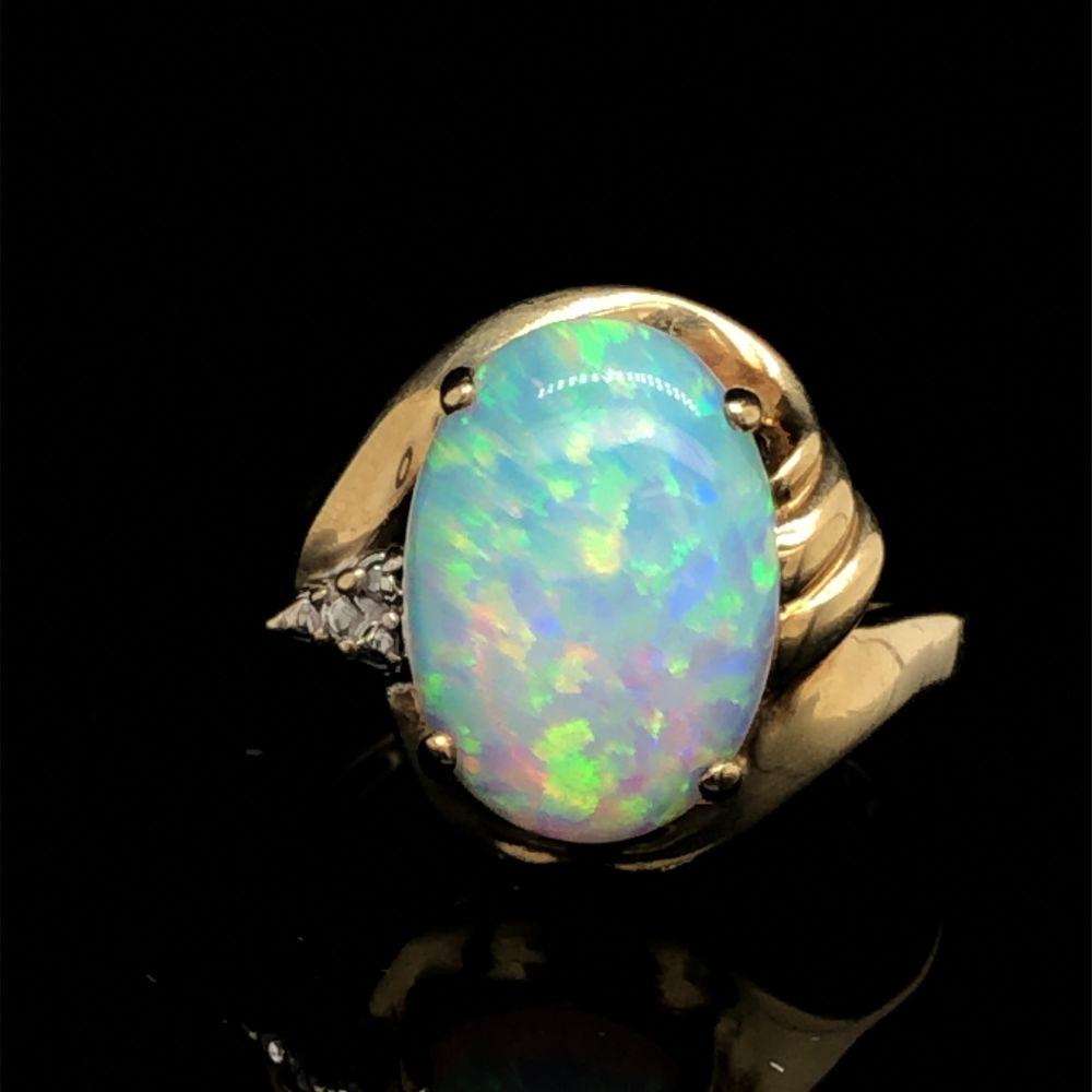 Opal Ring 10K Yellow Gold (1 of 7)
