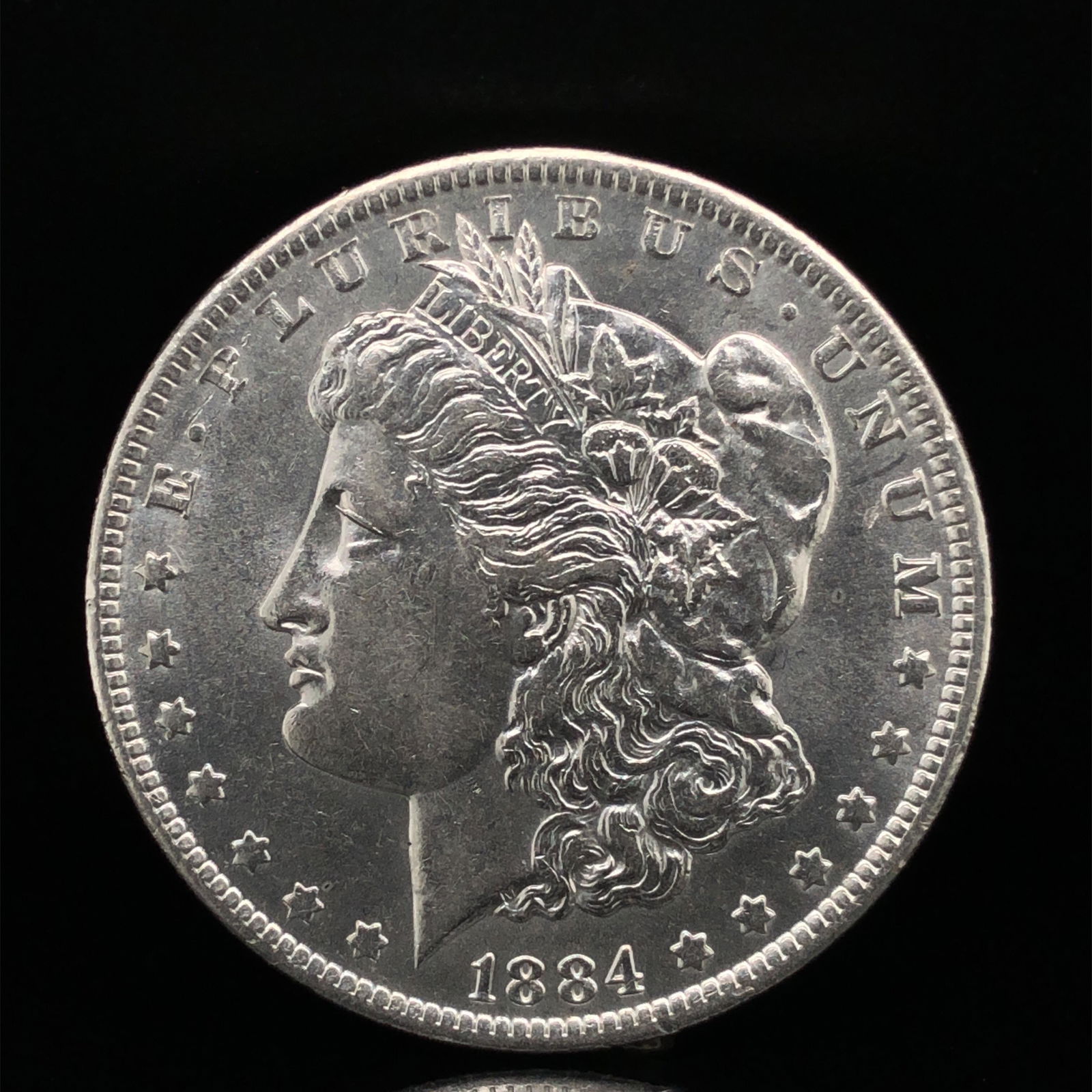 1884 O Morgan Silver Dollar Choice Unc. (1 of 2)