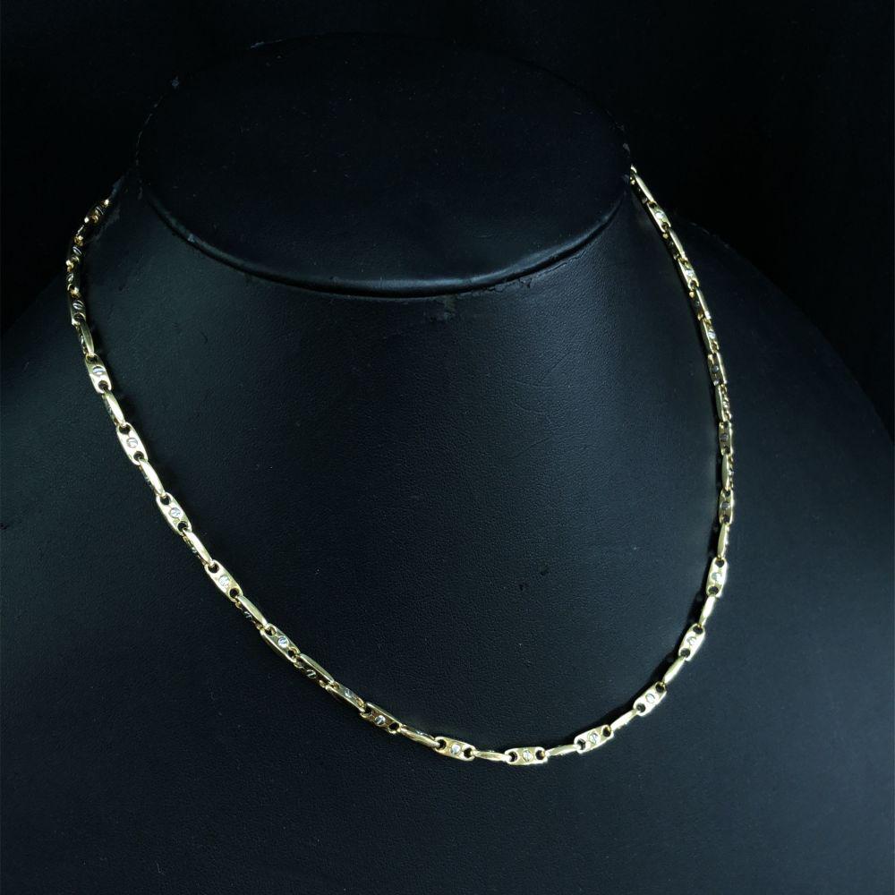 Chimento Italian Gold Link Chain: This is a stamped and electronically tested 18 karat yellow and white gold specialty link chain. This gorgeous specialty link chain is crafted from 18 karat fine Italian gold and is 20" lon
