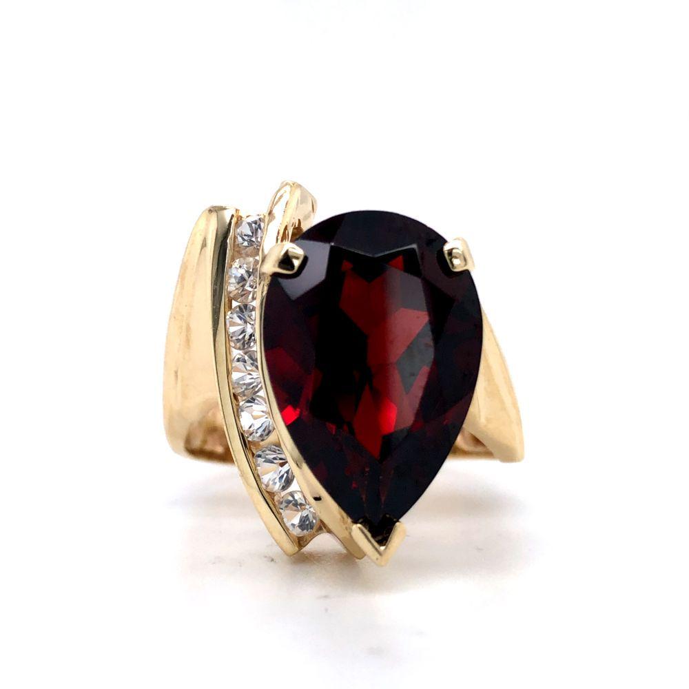 Garnet and Cubic Zirconia Ring (1 of 4)