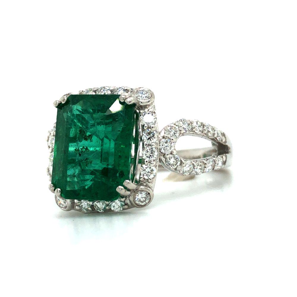 GIA Certified Stunning Emerald and Diamond Ring (1 of 11)