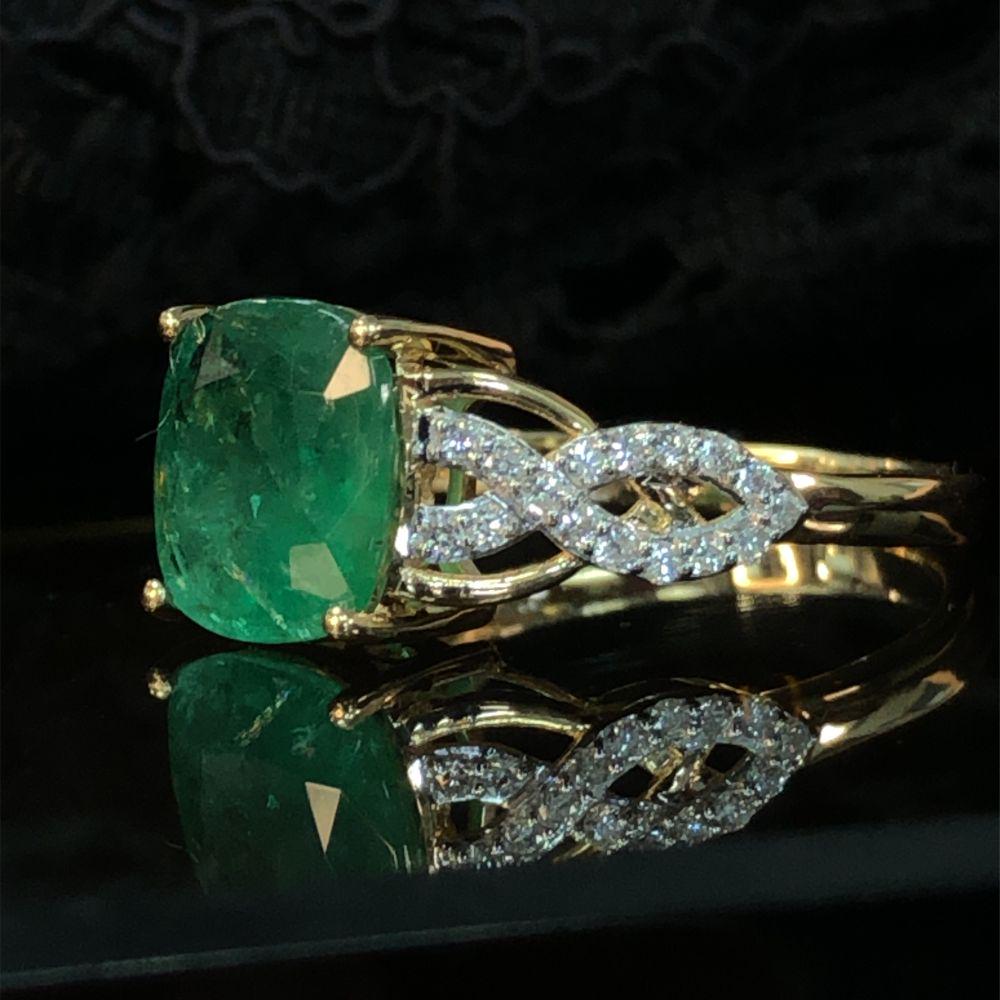 Zambian Emerald Ring with Diamond Infinity Shoulders (1 of 5)