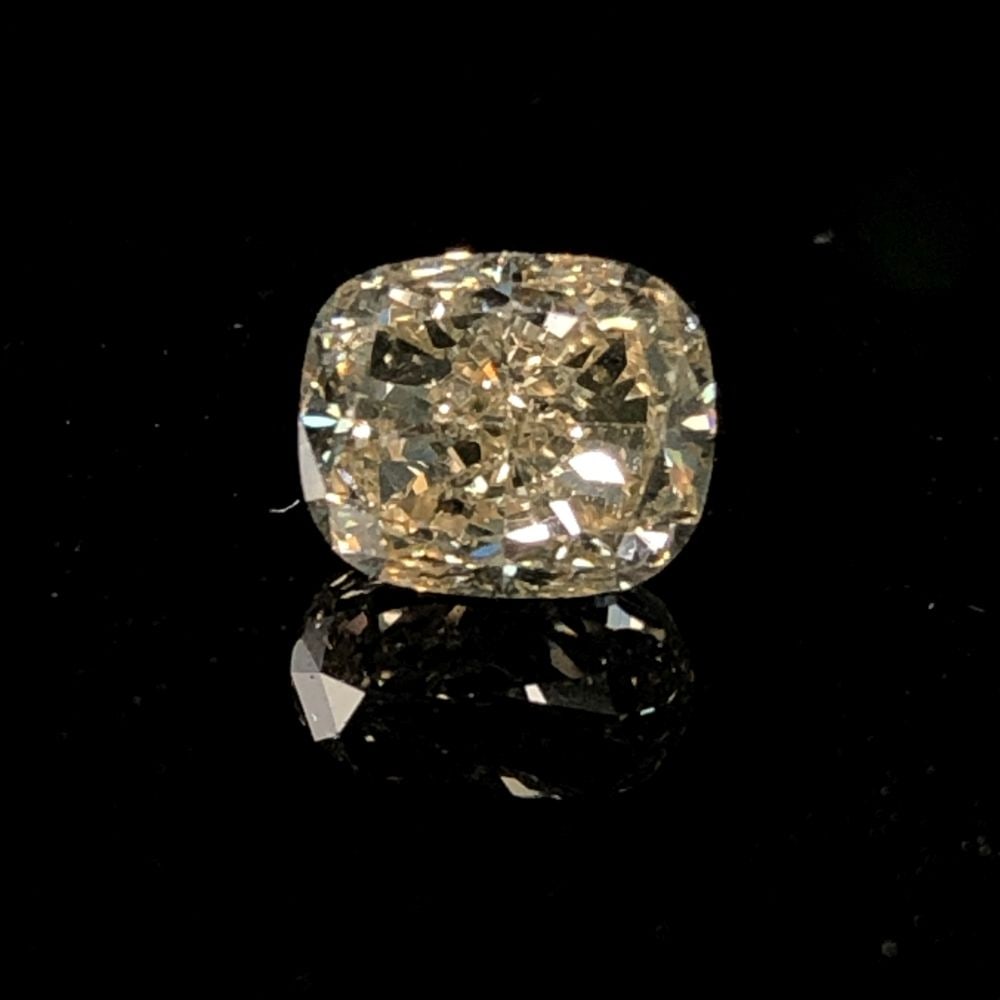 1.03 CT Cushion-Cut Brownish-Orange Yellow Diamond (1 of 7)