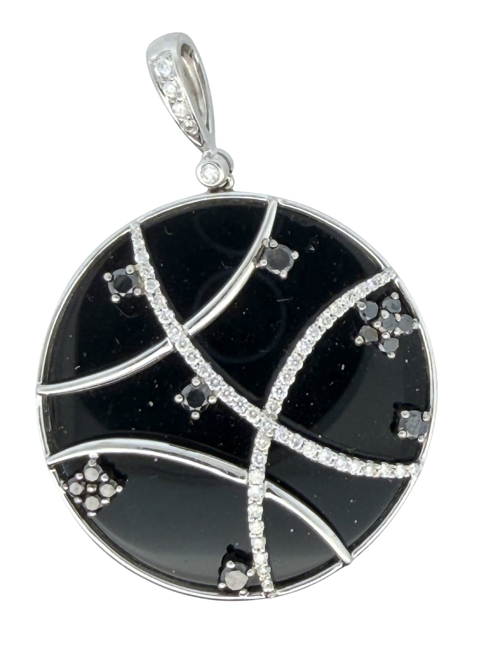 18K Onyx, White & Black Diamond Pendant: ISL2293/39-AYS This is a distinctive and modern 18K white gold pendant featuring a round, polished black onyx inlay. The surface of the onyx is dramatically overlaid with intersecting, sweeping