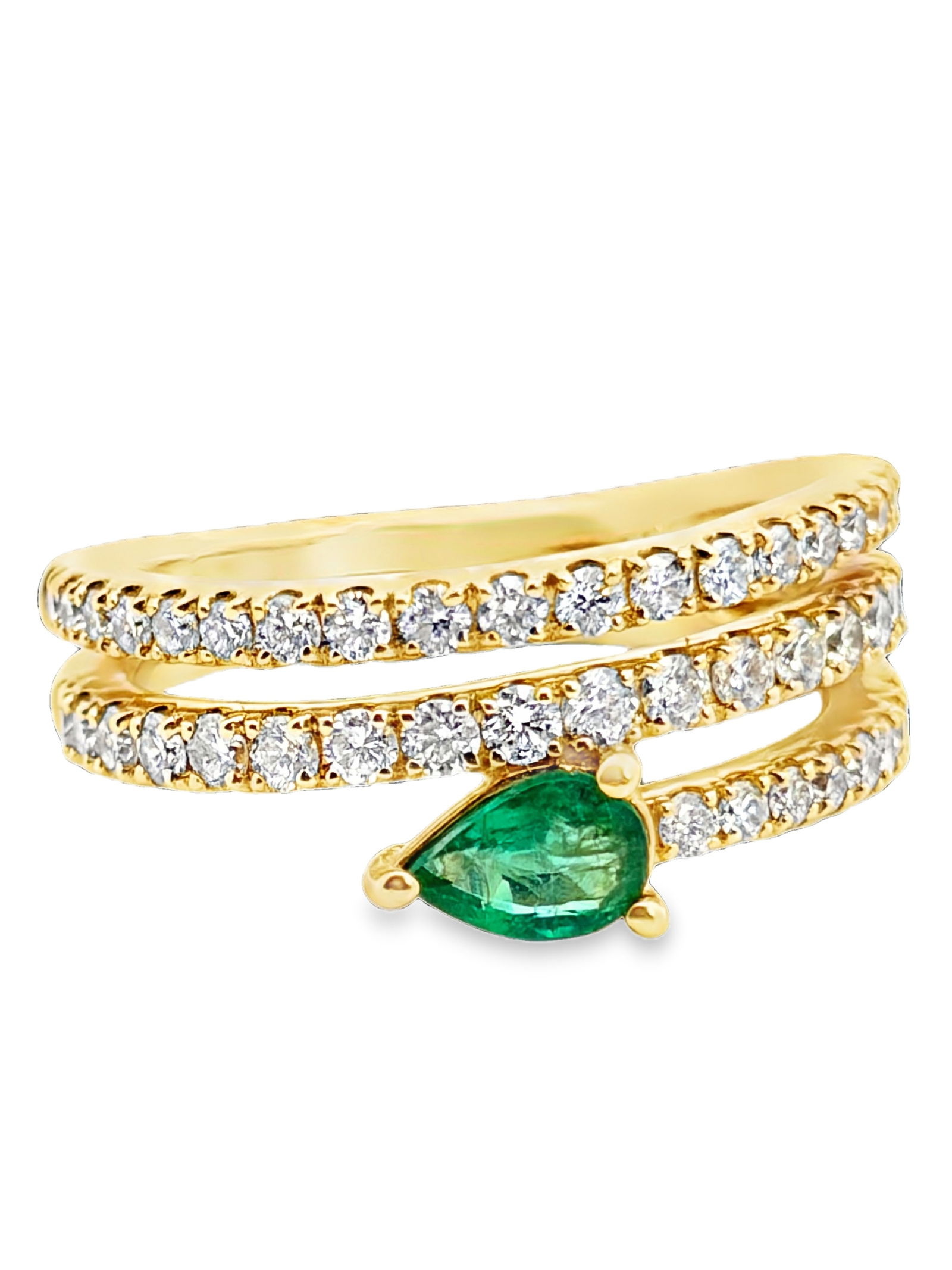 Diamond & Emerald Ring: GS6259/20-KSS This striking 14k gold ring showcases the classic pairing of brilliant diamonds and a lush green emerald. The design highlights the rich, vivid hue of the emerald, which are
