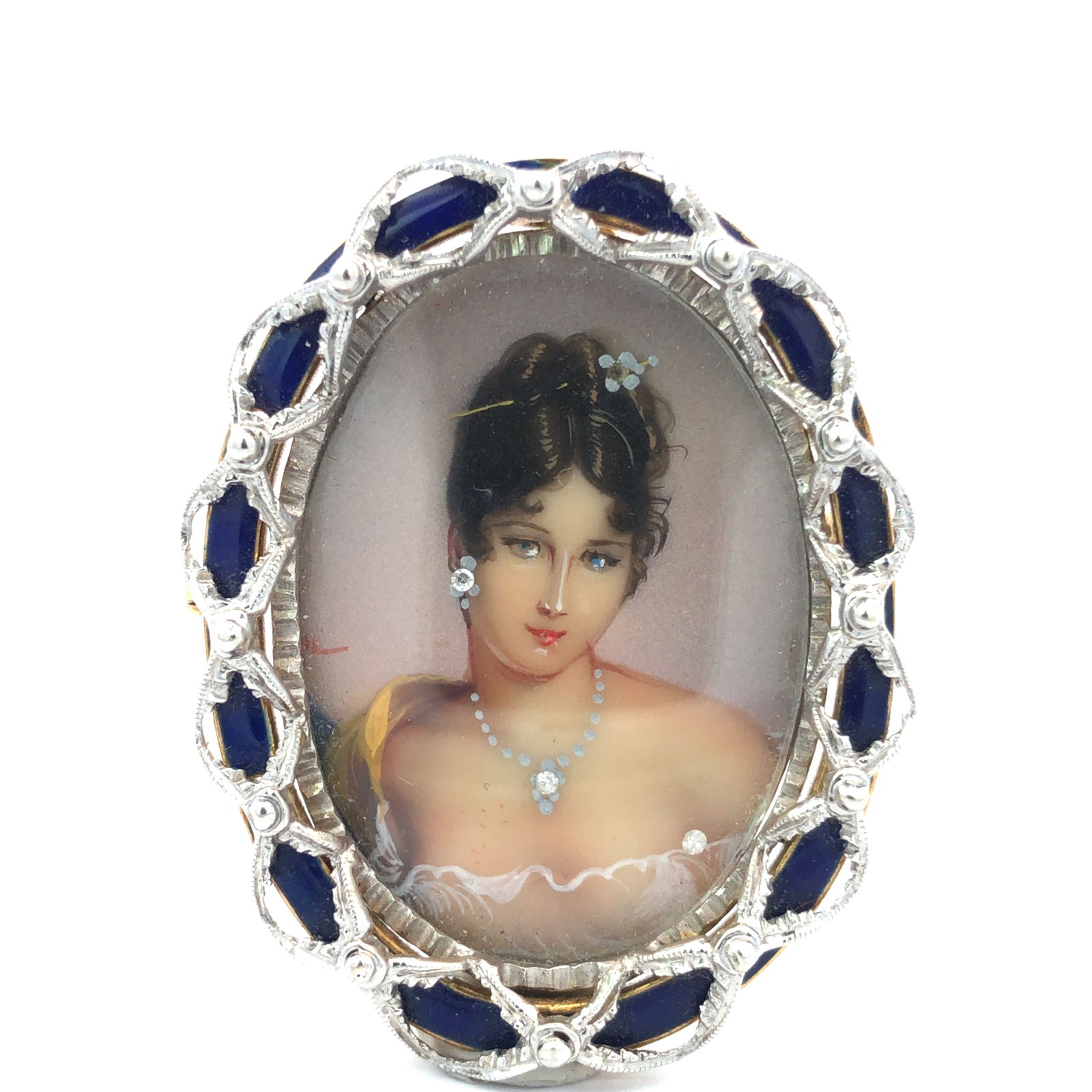Charming Vintage 18K Yellow Gold Portrait Pendant/Brooch: IS2172/13-KSS This unique piece combines the elegance of a pendant with the versatility of a brooch. Crafted in 18K yellow gold (stamped '750'), it features a beautifully detailed