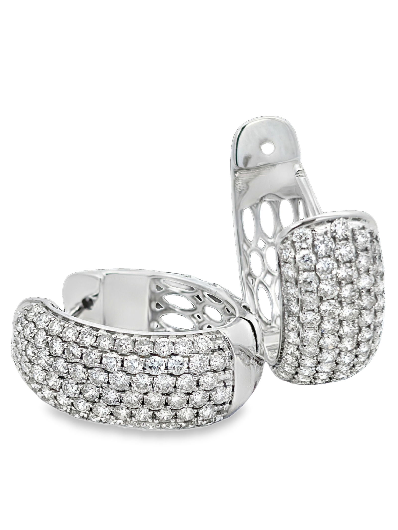 3 CTW Diamond Hoop Earrings: GS6259/6-OSYS These elegant 3.00 CTW Diamond Hoop Earrings offer a bold and luxurious presence, featuring a front-facing design that concentrates its brilliant fire where itâ€™s seen mos