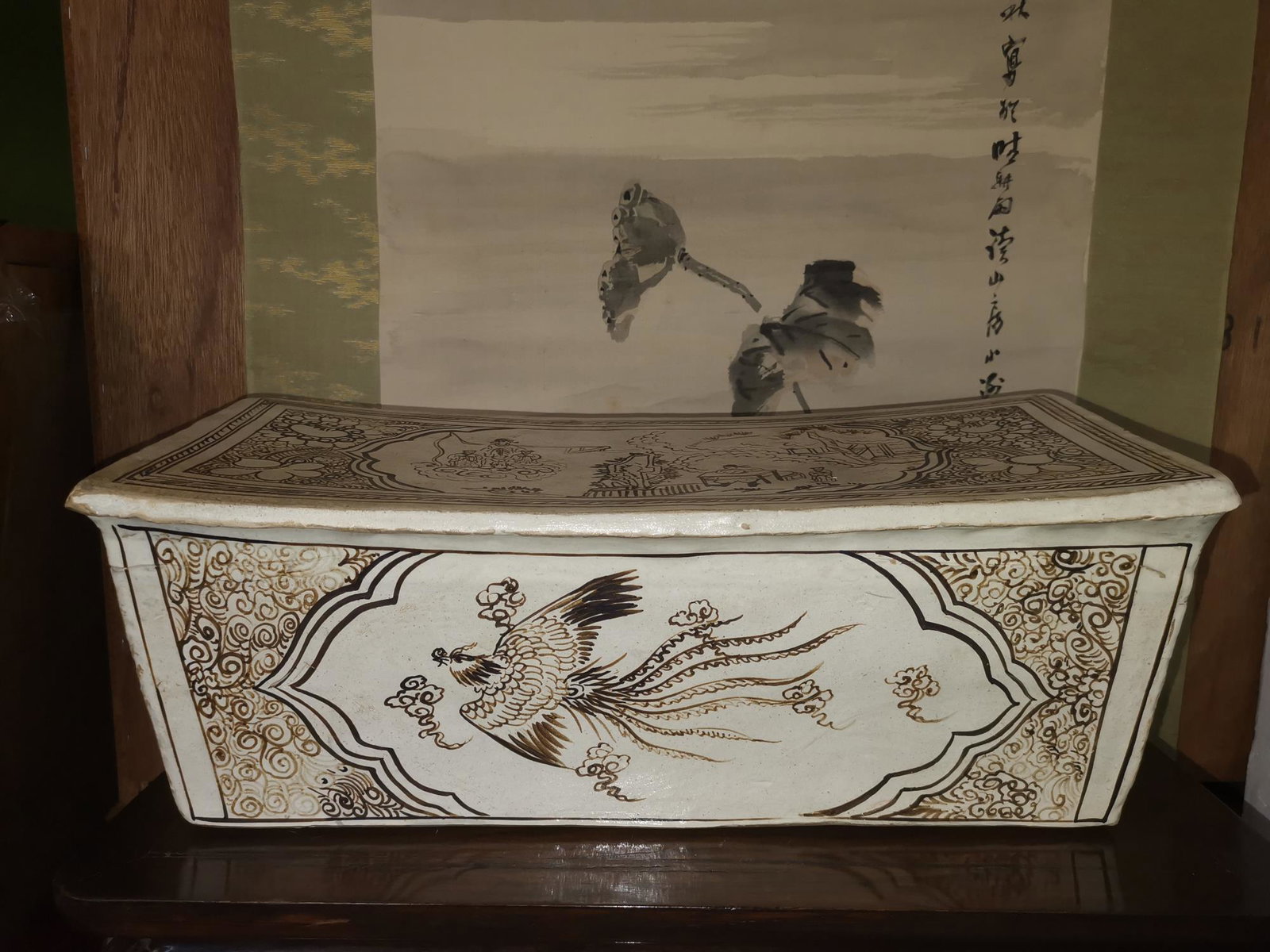 SONG DYNASTY CIZHOU KILN PILLOW (1 of 12)