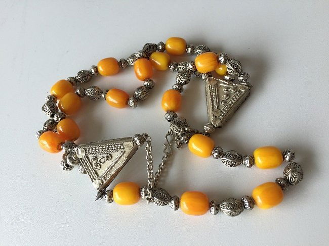 Amber Silver Necklace (1 of 5)