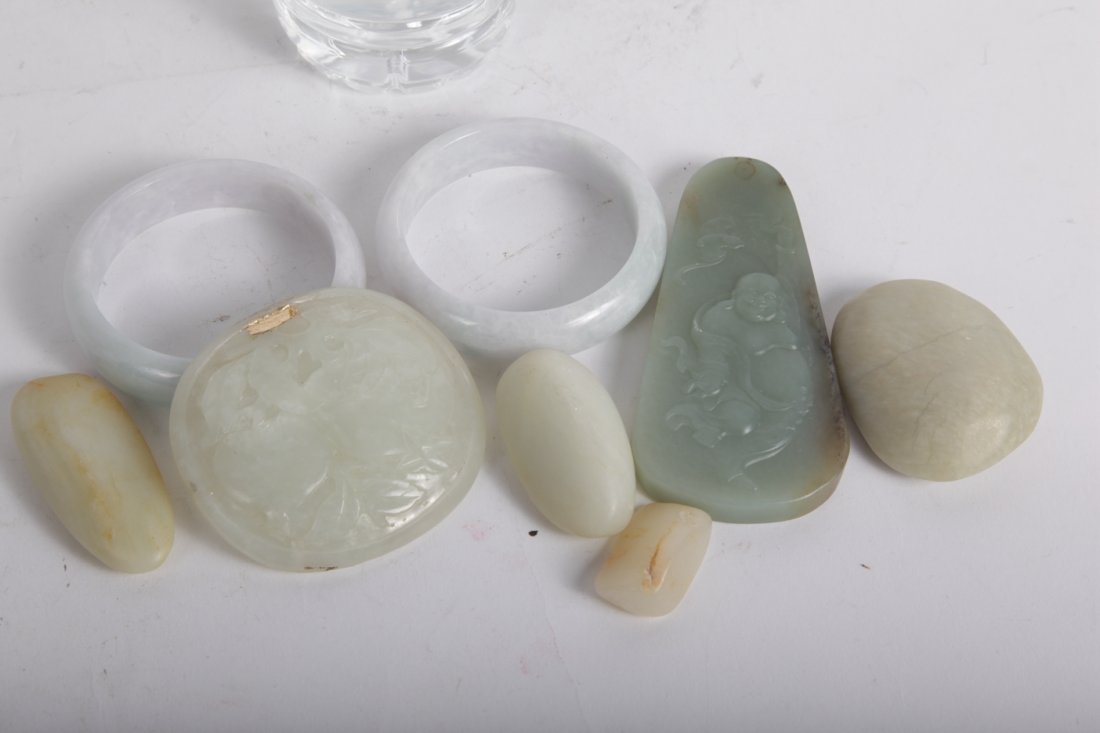 Chinese jade lot (1 of 6)