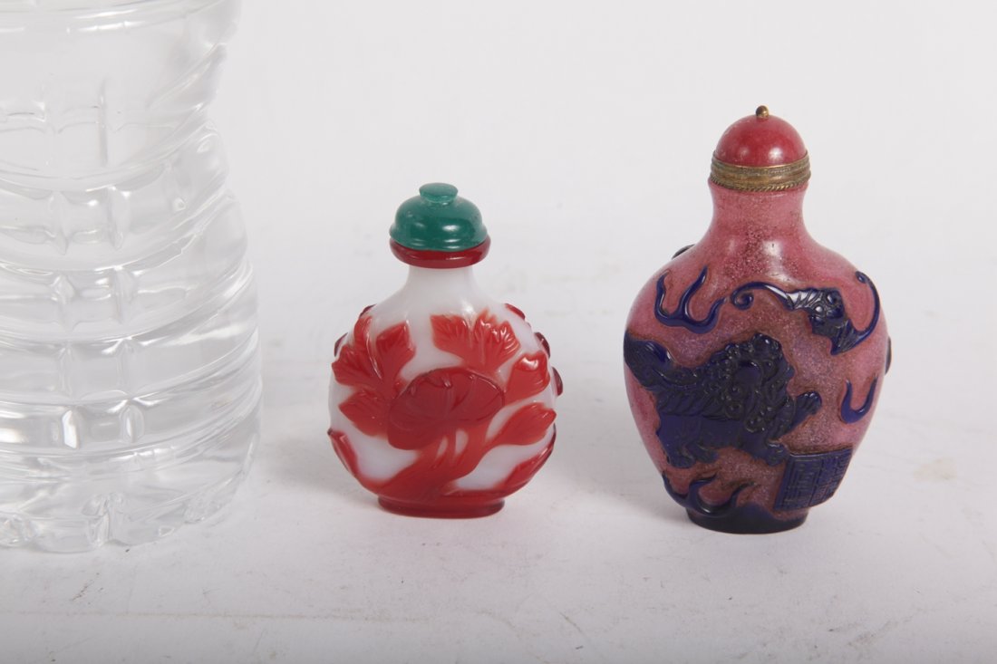 Chinese snuff bottle lot (1 of 3)