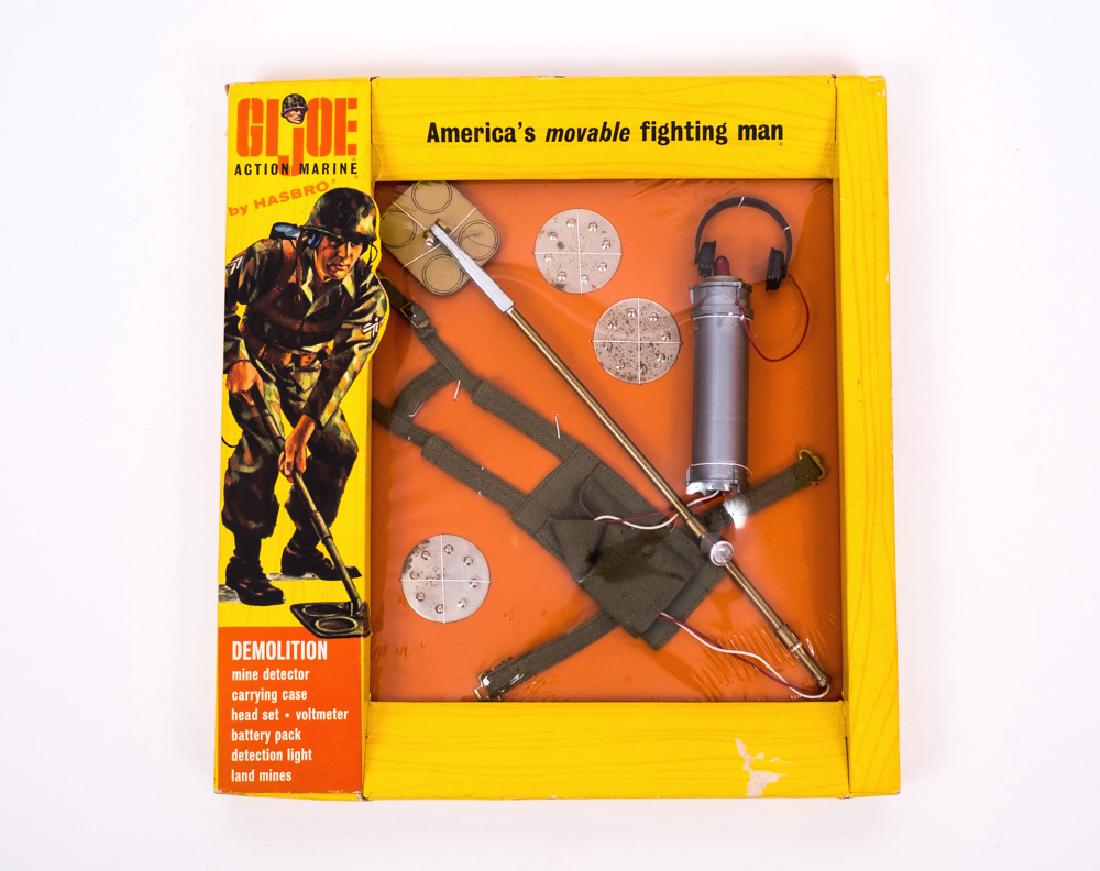 1966 G.I. Joe Action Marine Demolition MIB (1 of 2)