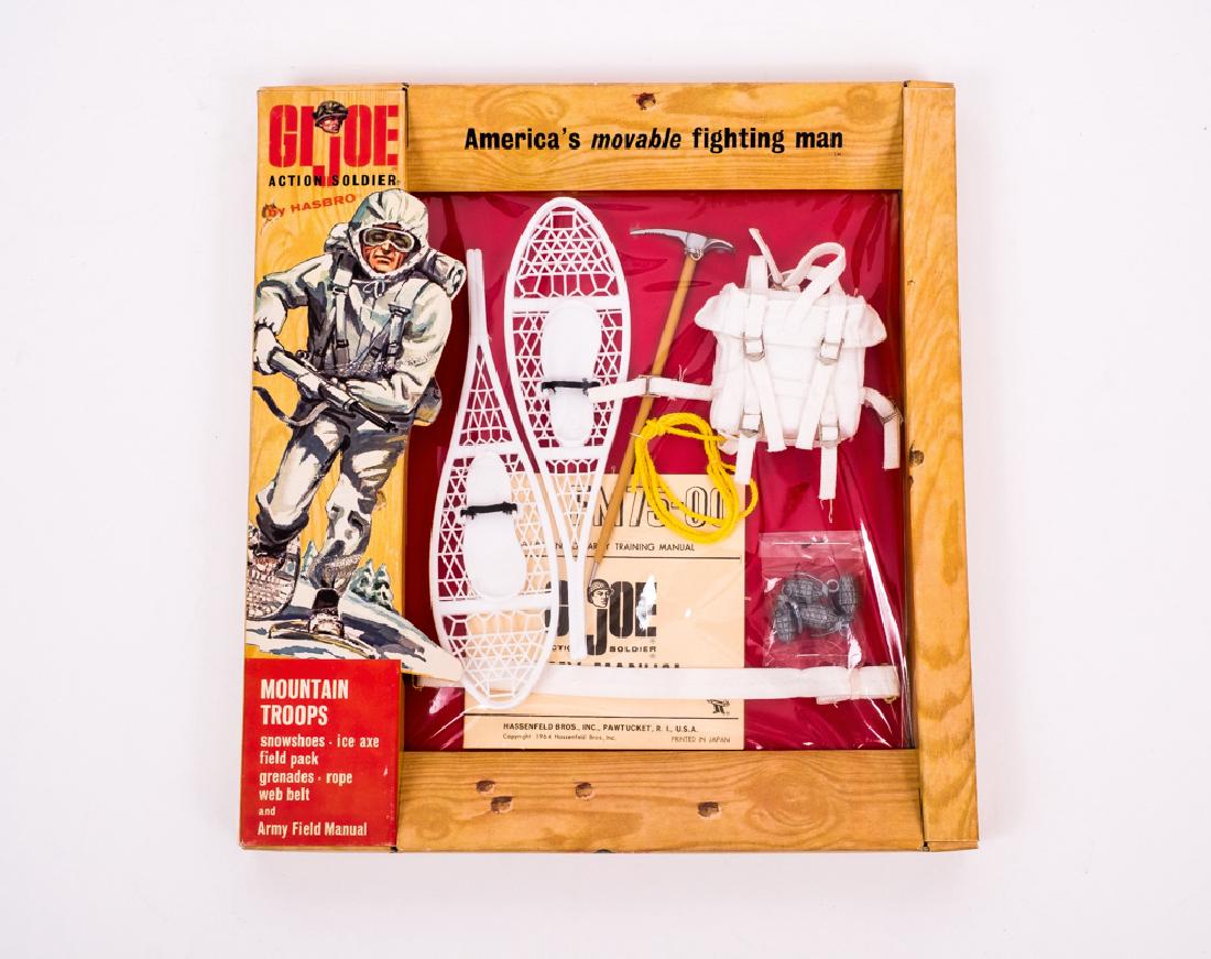 1965 G.I. Joe Action Soldier Mountain Troops MIB (1 of 2)