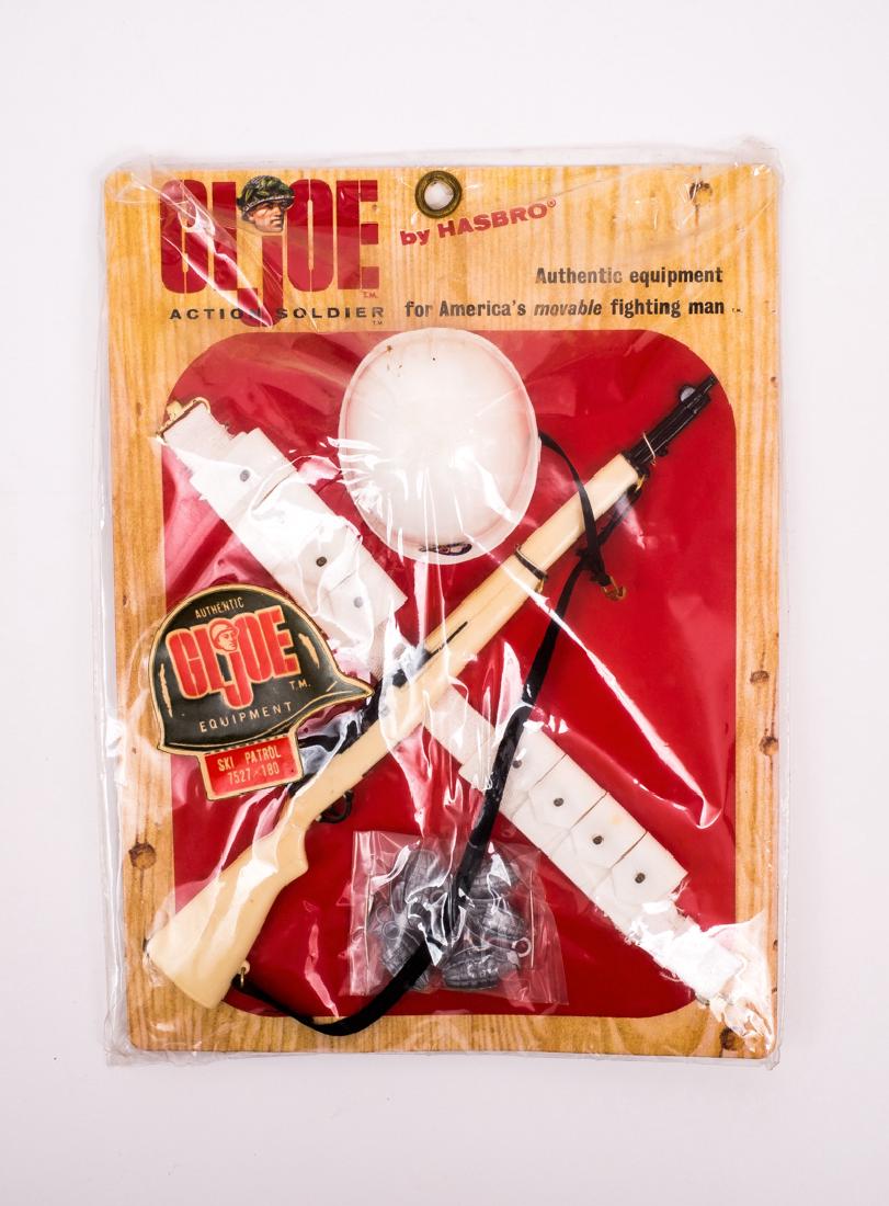 1964 G.I. Joe Action Soldier Ski Patrol Set MOC (1 of 2)