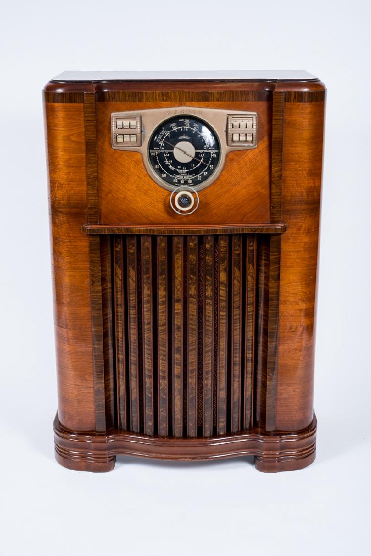 1940 Zenith Model 8S663X Console (1 of 5)