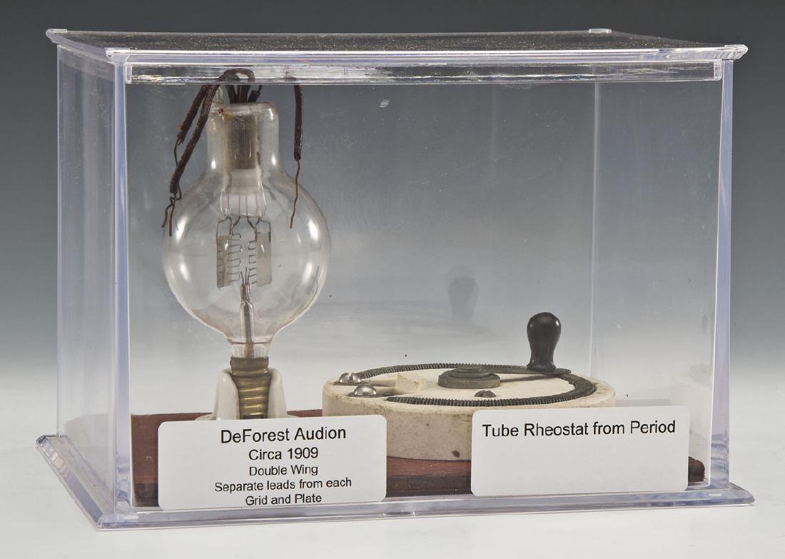 1909 DeForest Audion Tube with Rheostat (1 of 3)