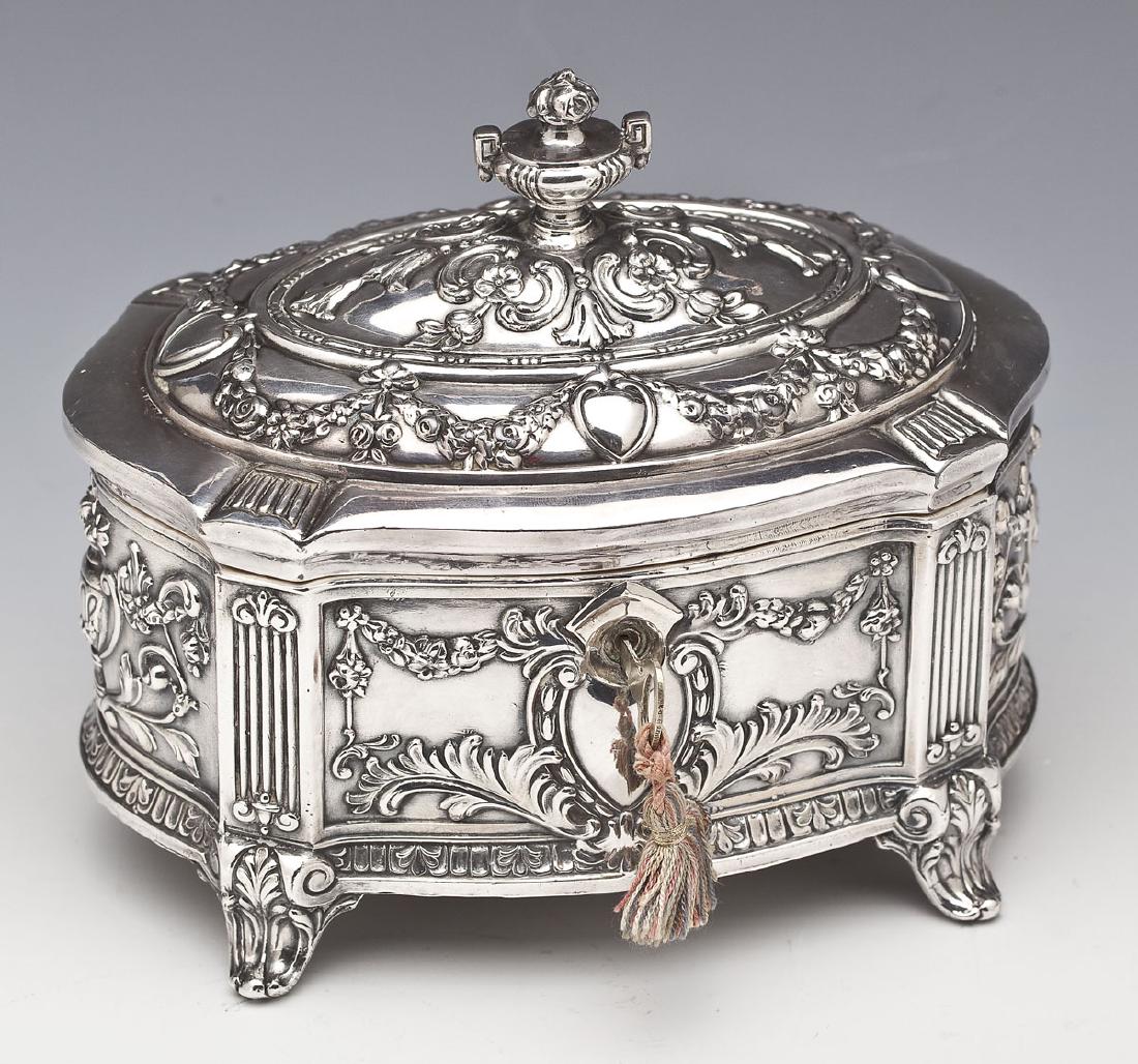 1877 Jennings Brothers Silverplate Dresser Box (1 of 4)