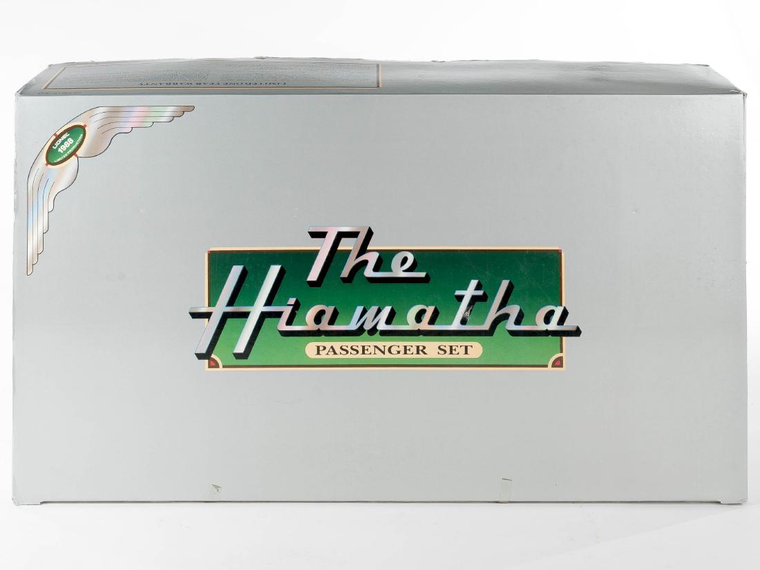 Lionel Hiawatha Passenger Set in OB (1 of 2)