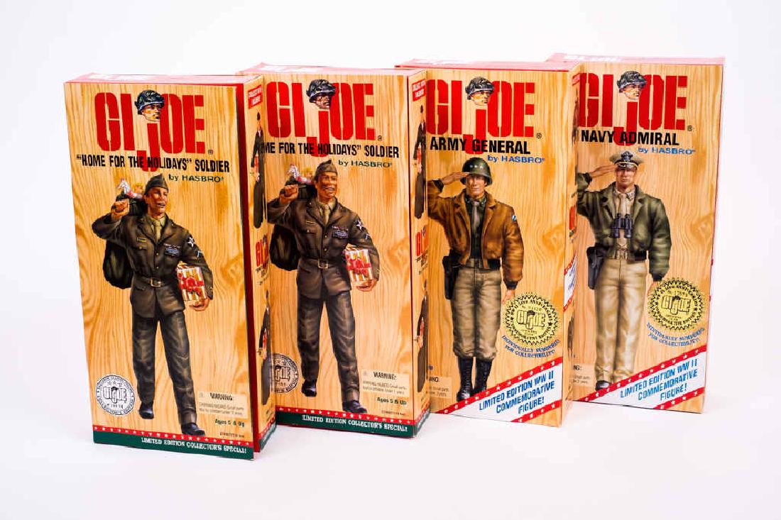 4 G.I. Joe Ltd Ed Figures Incl Home for Holidays (1 of 3)