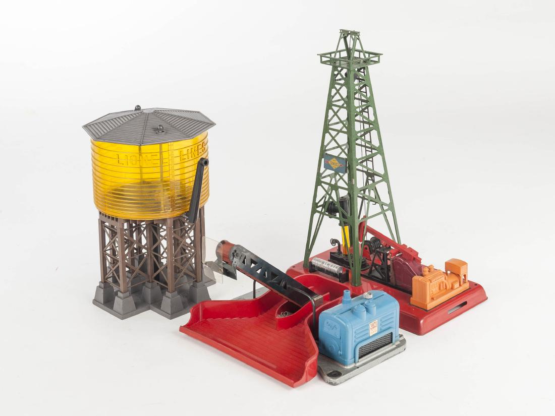 3 Lionel Accessories incl. Water Tower (1 of 2)