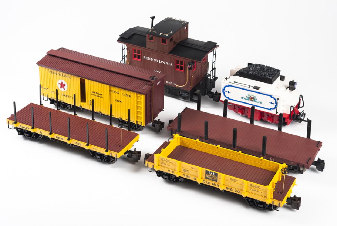 5 Bachmann Big Hauler Cars incl Hand Car (1 of 2)
