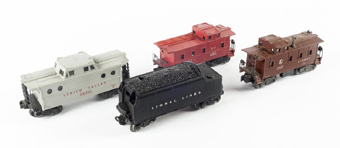 3 Prewar Lionel Cabooses & 1 Tender in OBs (1 of 4)