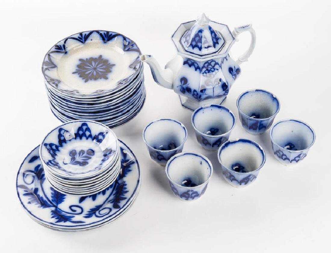 33 Pc Flow Blue Dessert Set (1 of 6)