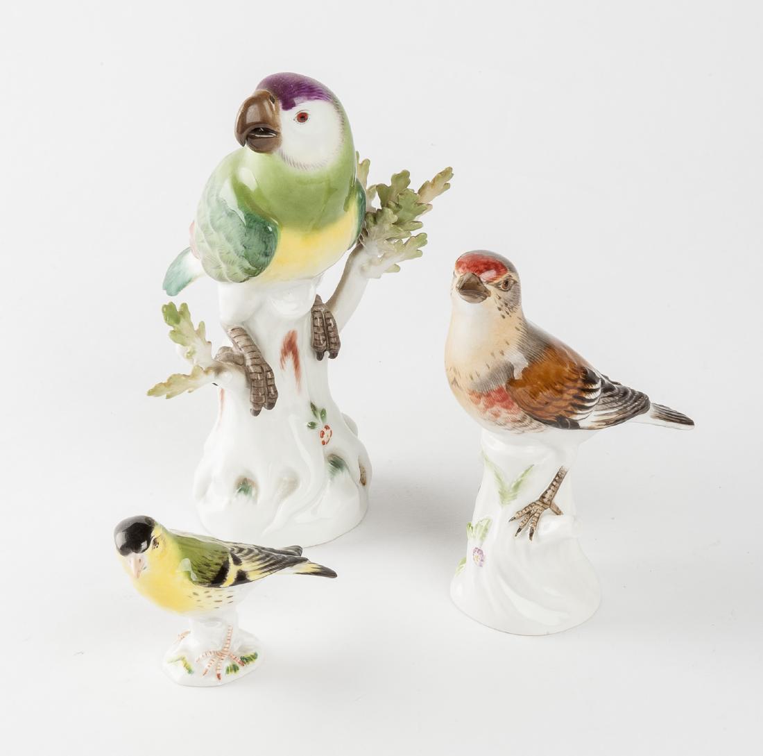 3 Meissen Porcelain Birds Incl Parakeet (1 of 5)