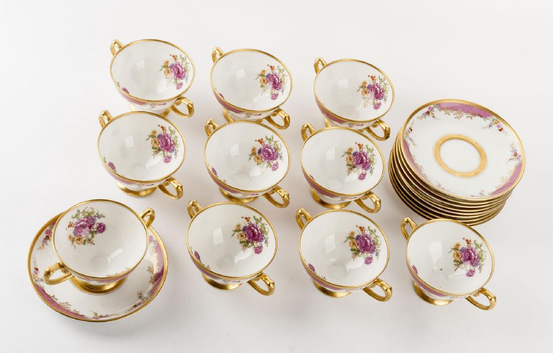 10 Rosenthal Queens Rose Bouillon Cups & Plates (1 of 3)