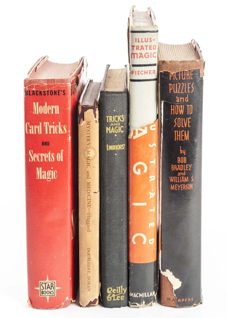 5 Books on Sorcery, Magic, and Solving Puzzles (1 of 8)