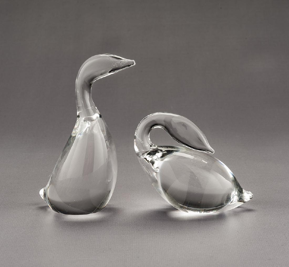 2 Steuben Crystal Swans (1 of 2)
