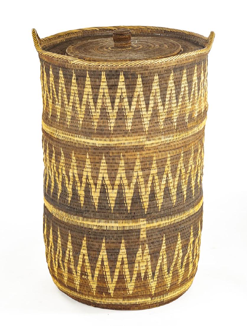 Large Papua New Guinea Woven Lidded Basket (1 of 7)