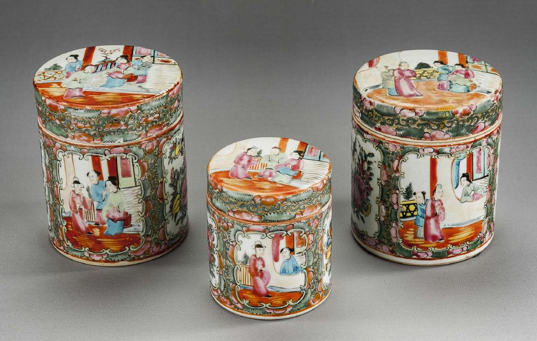 3 Graduated Rose Medallion Canisters (1 of 3)