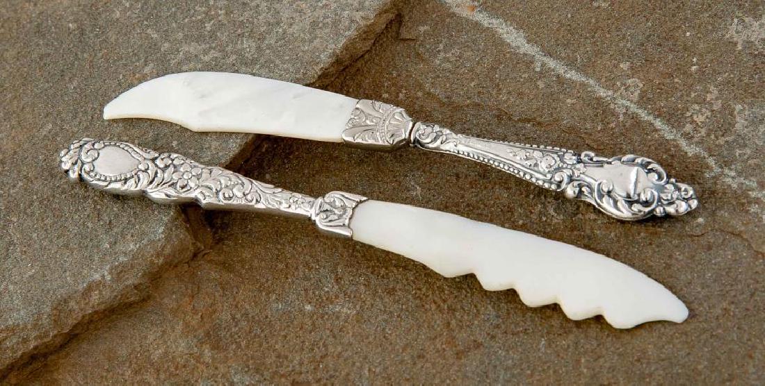 2 Sterling Handled Master Butter Knives (1 of 2)