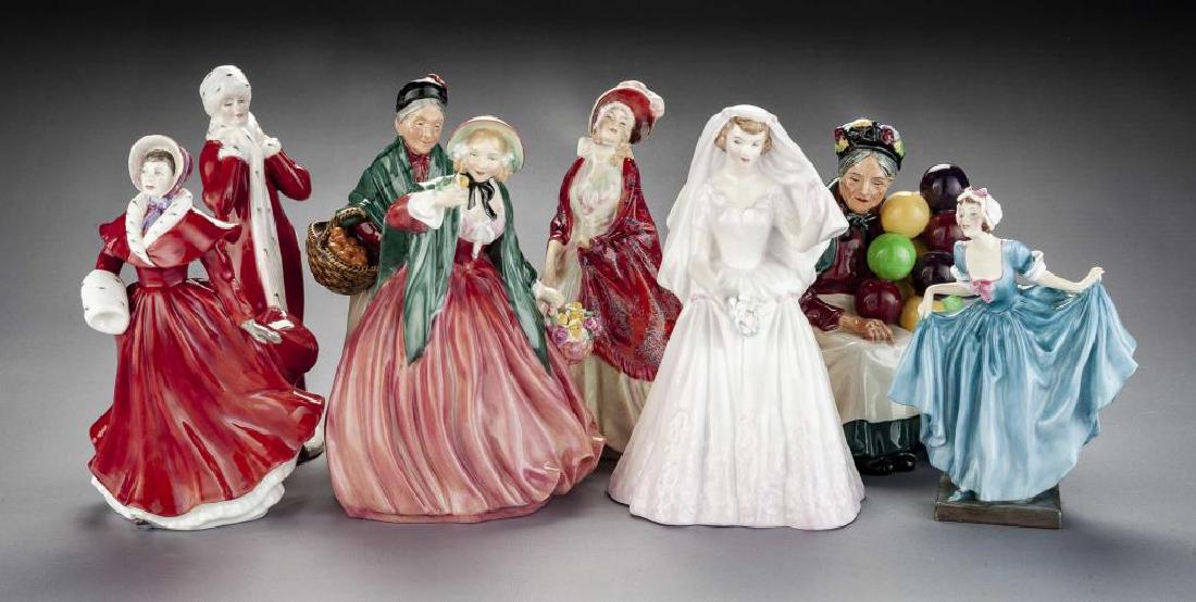 8 Royal Doulton Figures Incl Old Balloon Seller (1 of 10)