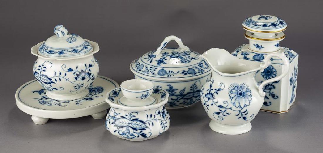 6 Pcs Meissen Blue Onion Porcelain Incl Tea Caddy (1 of 5)