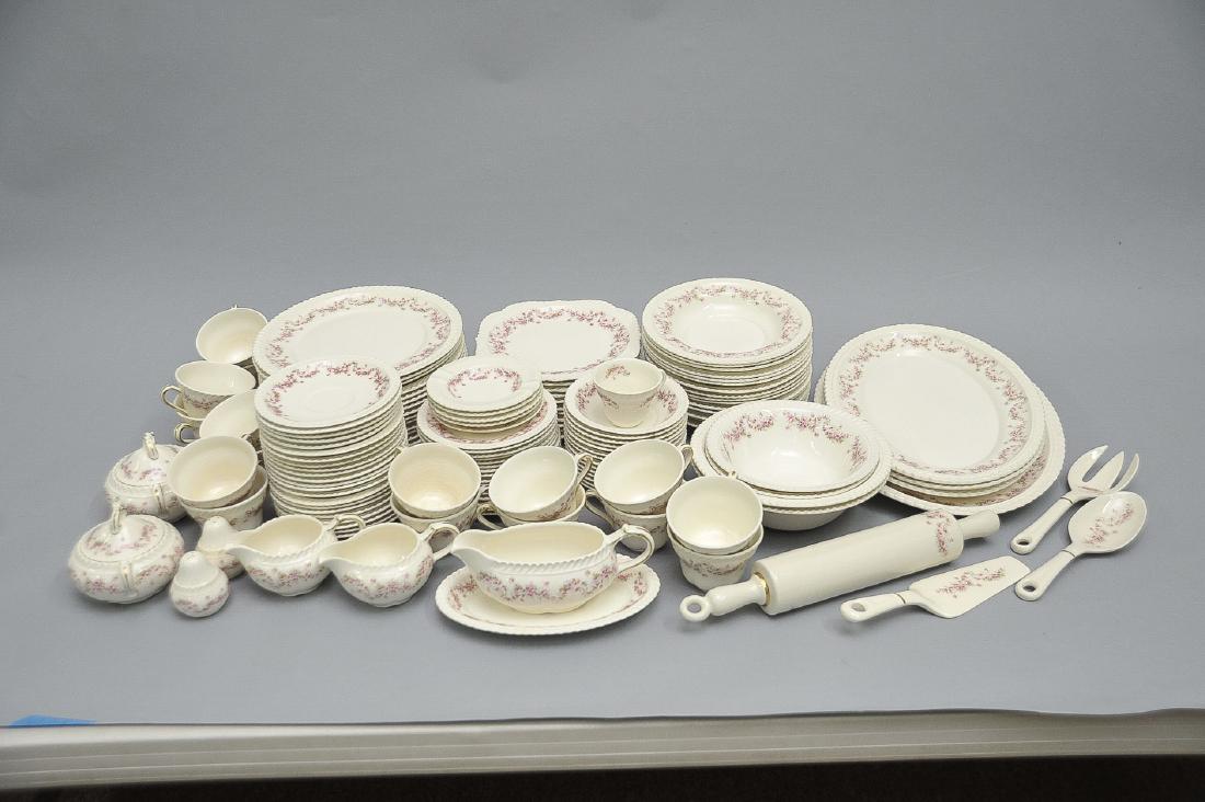 132 Pcs of Royal Gadroon Dinnerware: DESCRIPTION: 132 Pcs of Royal Gadroon dinnerware in the Bridal Rose pattern.