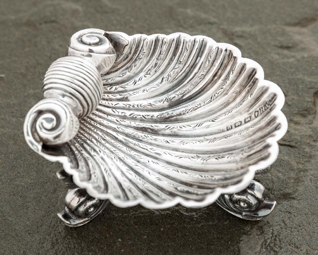 Continental Sterling Shell Footed Dish (1 of 3)