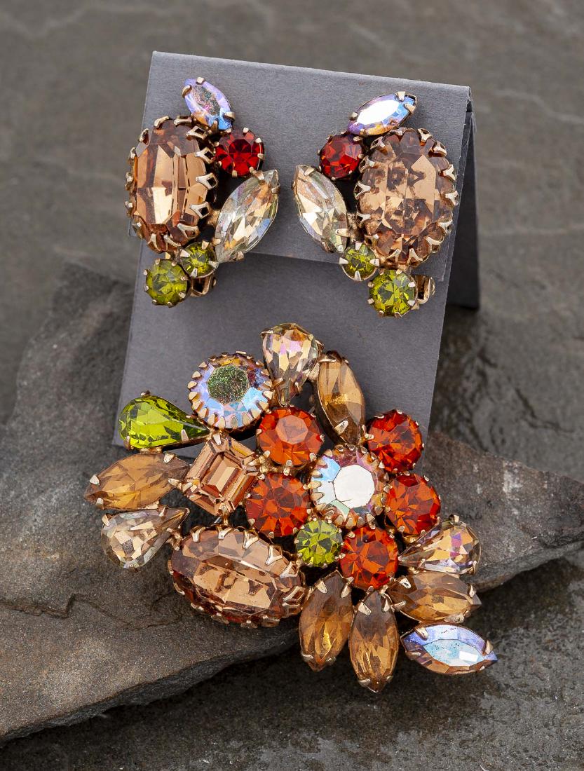 Weiss Rhinestone Pin & Earrings (1 of 2)