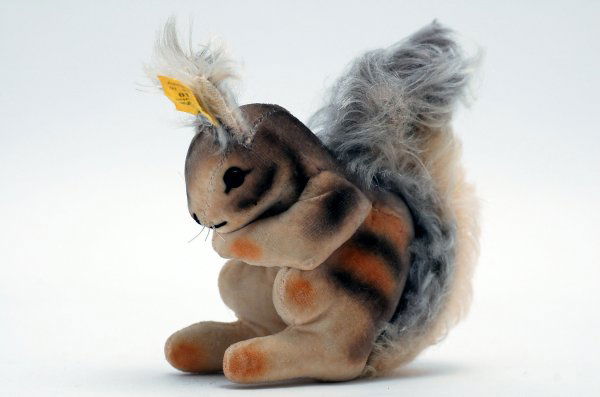steiff squirrel