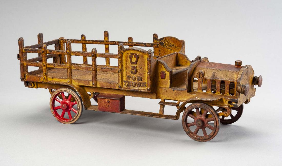 Hubley Cast Iron 5-Ton Stake Truck (1 of 6)