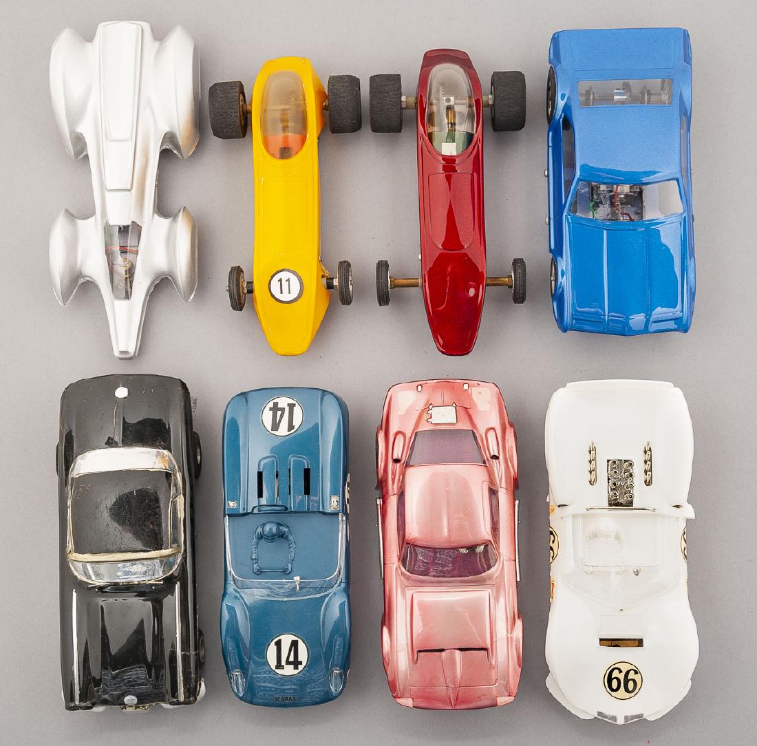 8 1/24 Scale Slot Cars Incl Classic (1 of 2)
