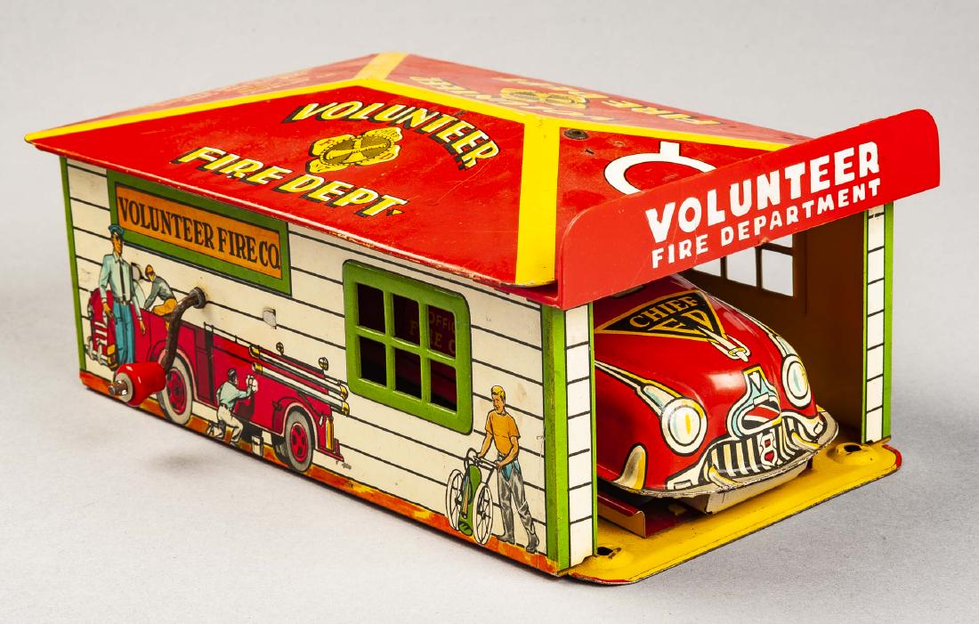Marx Tin Litho Volunteer Fire Dept. & Car (1 of 5)