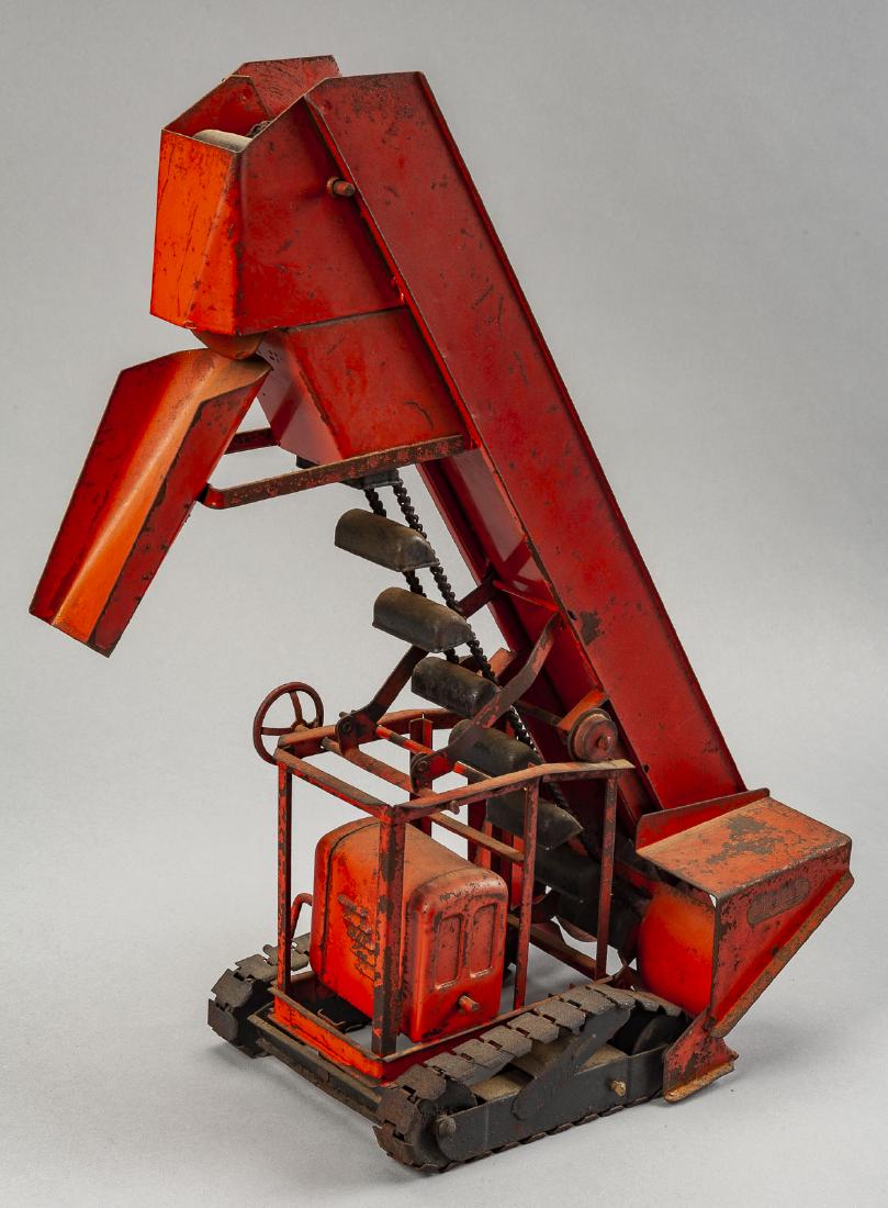 Doepke Pressed Steel Barber Greene Bucket Loader (1 of 6)