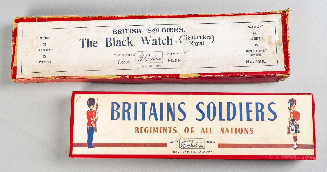 2 Britains Toy Soldiers Sets in OBs (1 of 4)