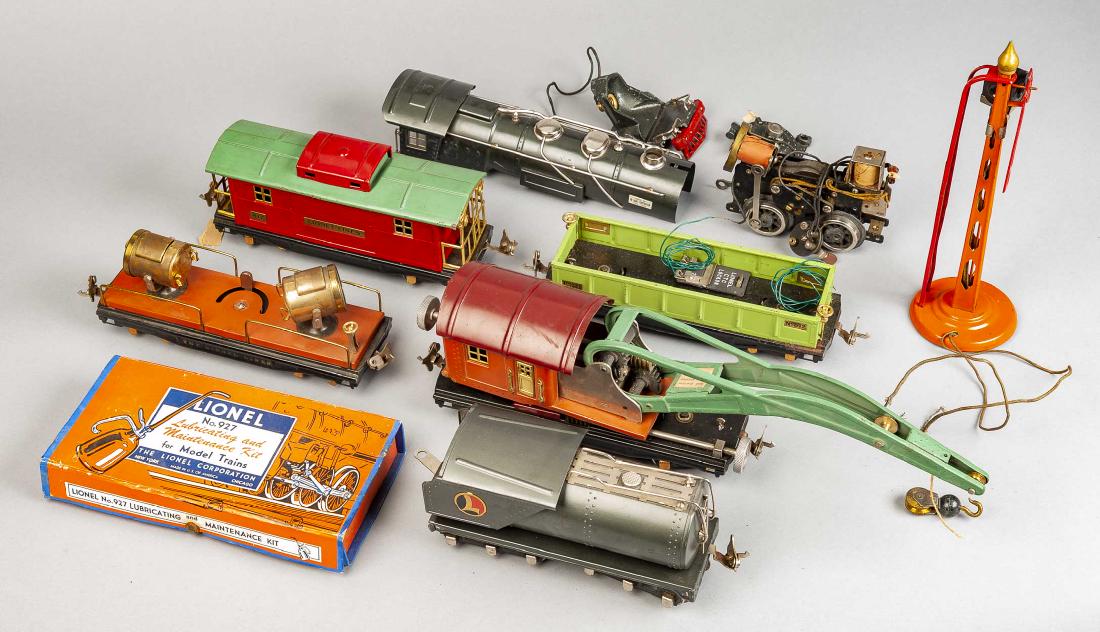 8 Pcs Lionel Lines Rolling Stock (1 of 8)