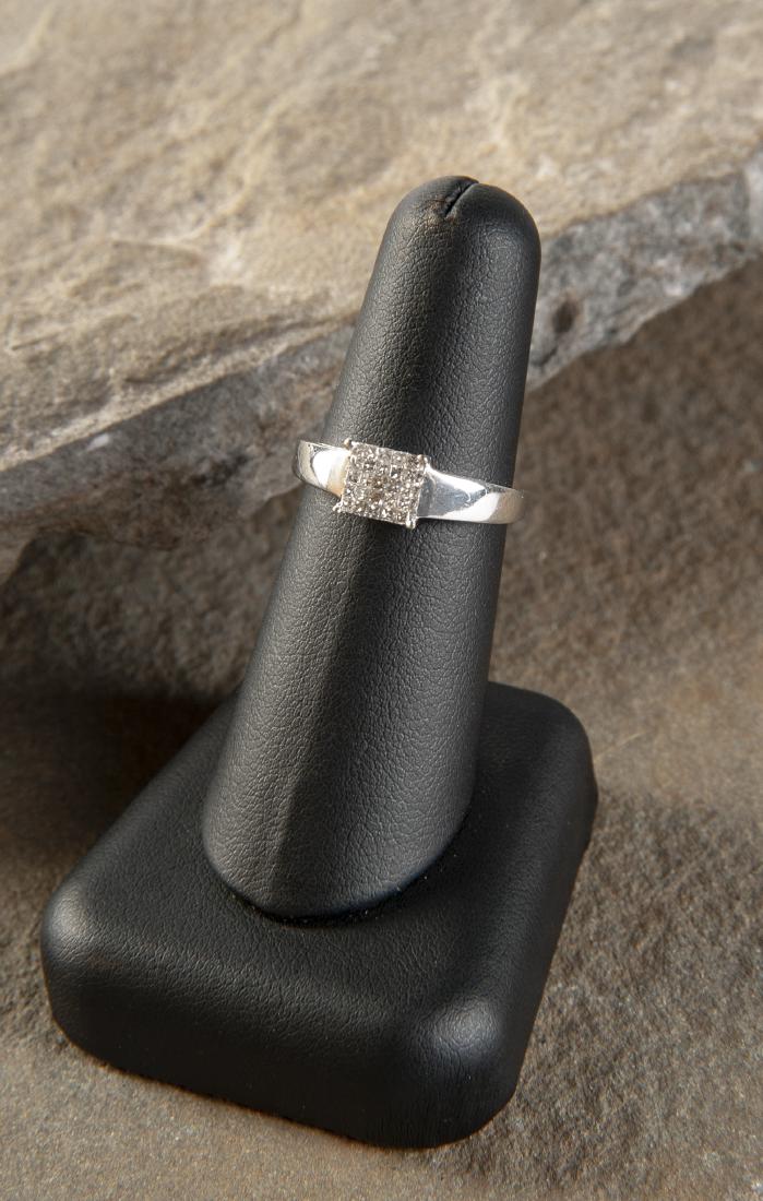10K Diamond Ring (1 of 2)