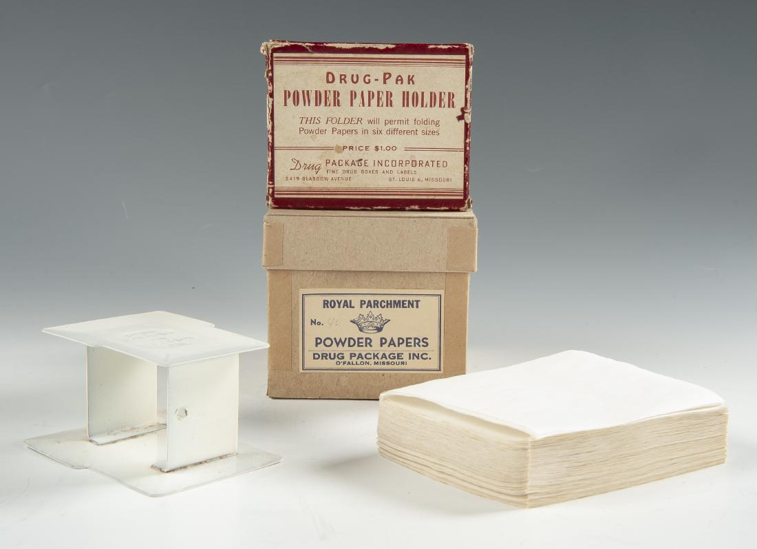 Powder Paper Holder & Papers (1 of 3)